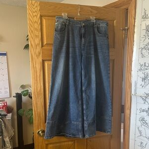 AKIRA jeans wide legs